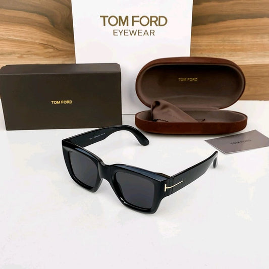 TOM FORD EYEWEAR